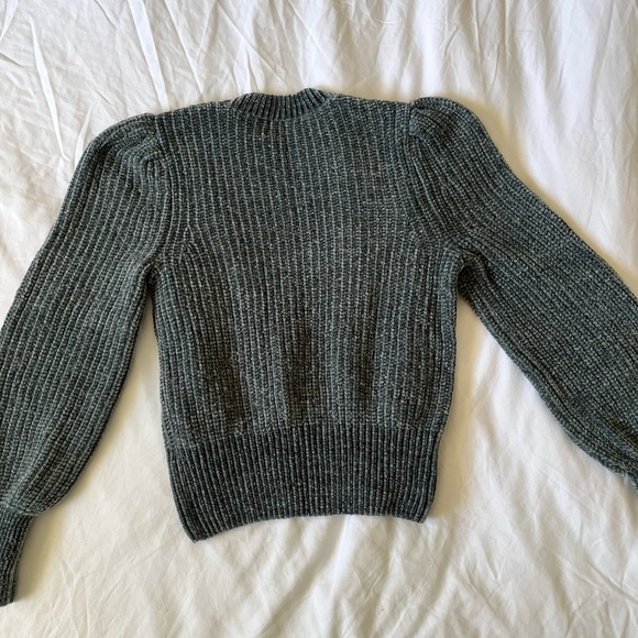 H&M puff sleeve chenille sweater - Picture 3 of 3
